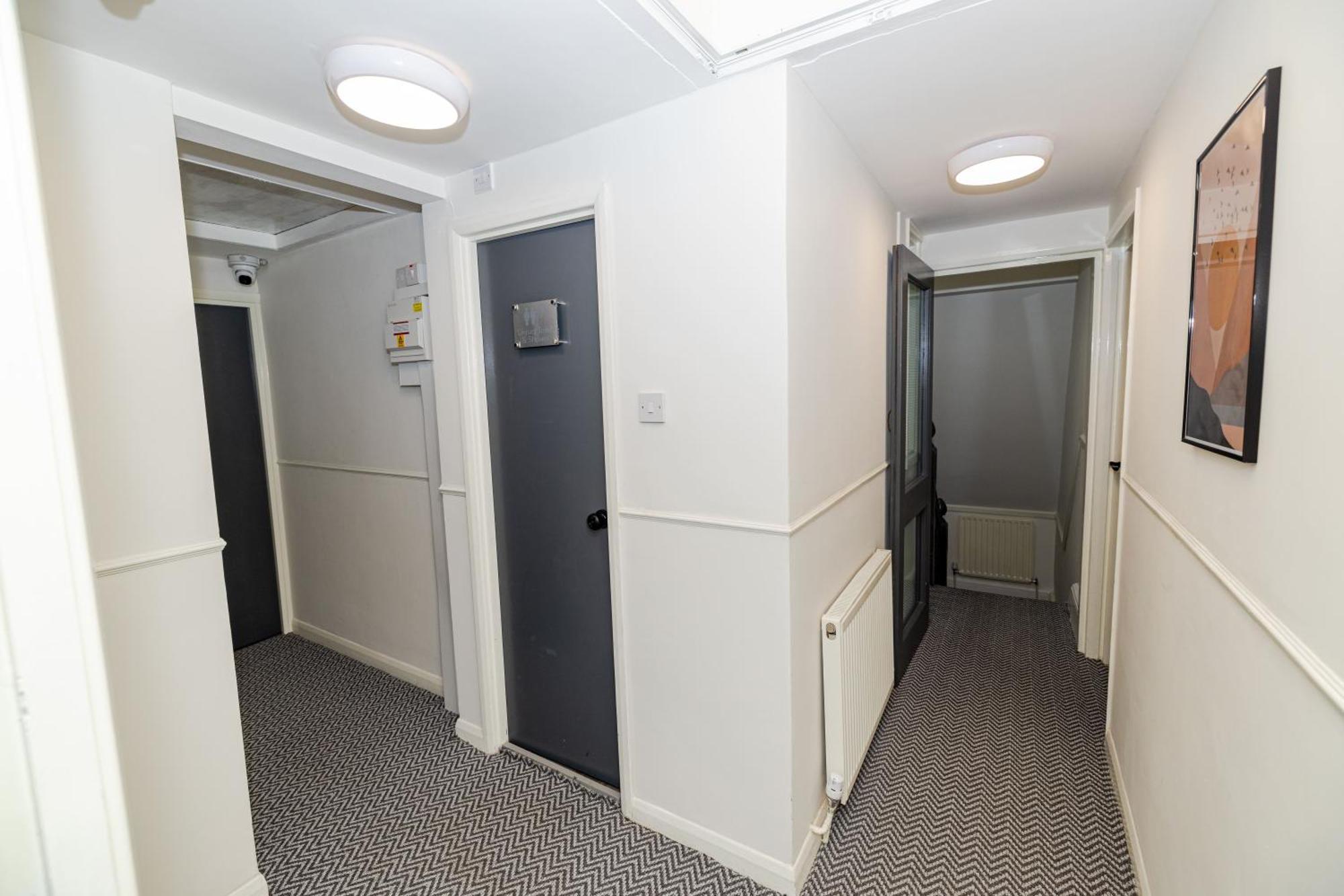 Woodford Hotel London Exterior photo
